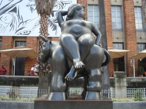 Découvrir les peintures emblématiques de Fernando Botero